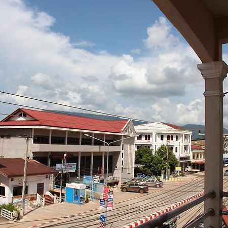 Alisa Guesthouse Pakse Exterior photo