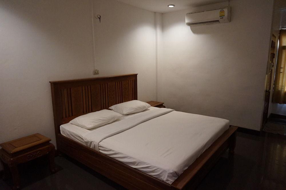 Alisa Guesthouse Pakse Exterior photo