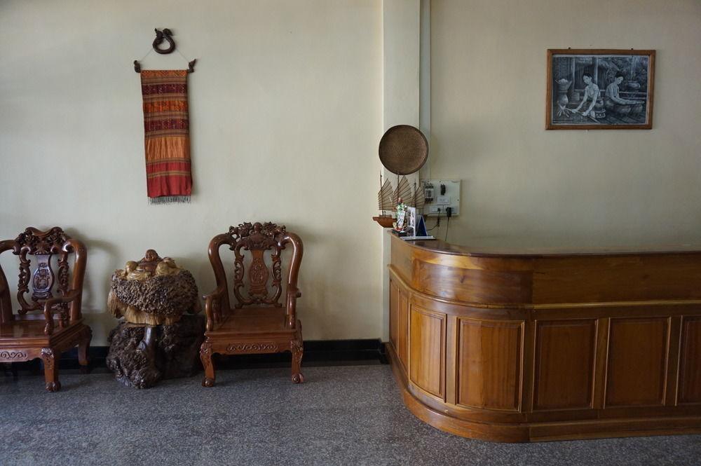 Alisa Guesthouse Pakse Exterior photo