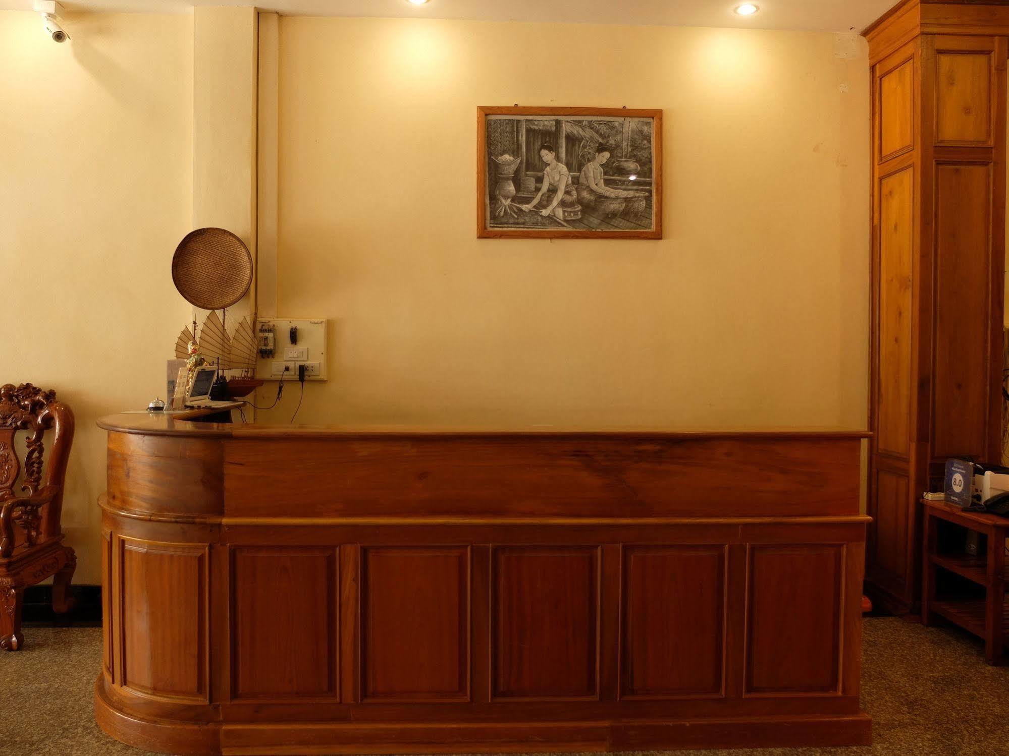 Alisa Guesthouse Pakse Exterior photo